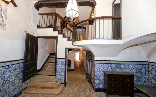 Casa solariega patrimonio arquitectónico de Cataluña