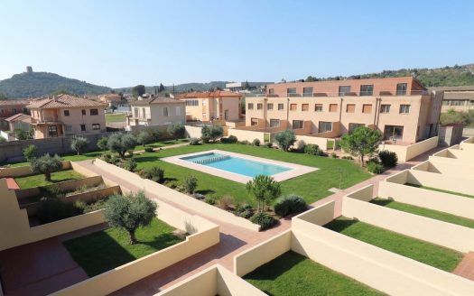 Casas apareadas en zona alta de Ulldecona